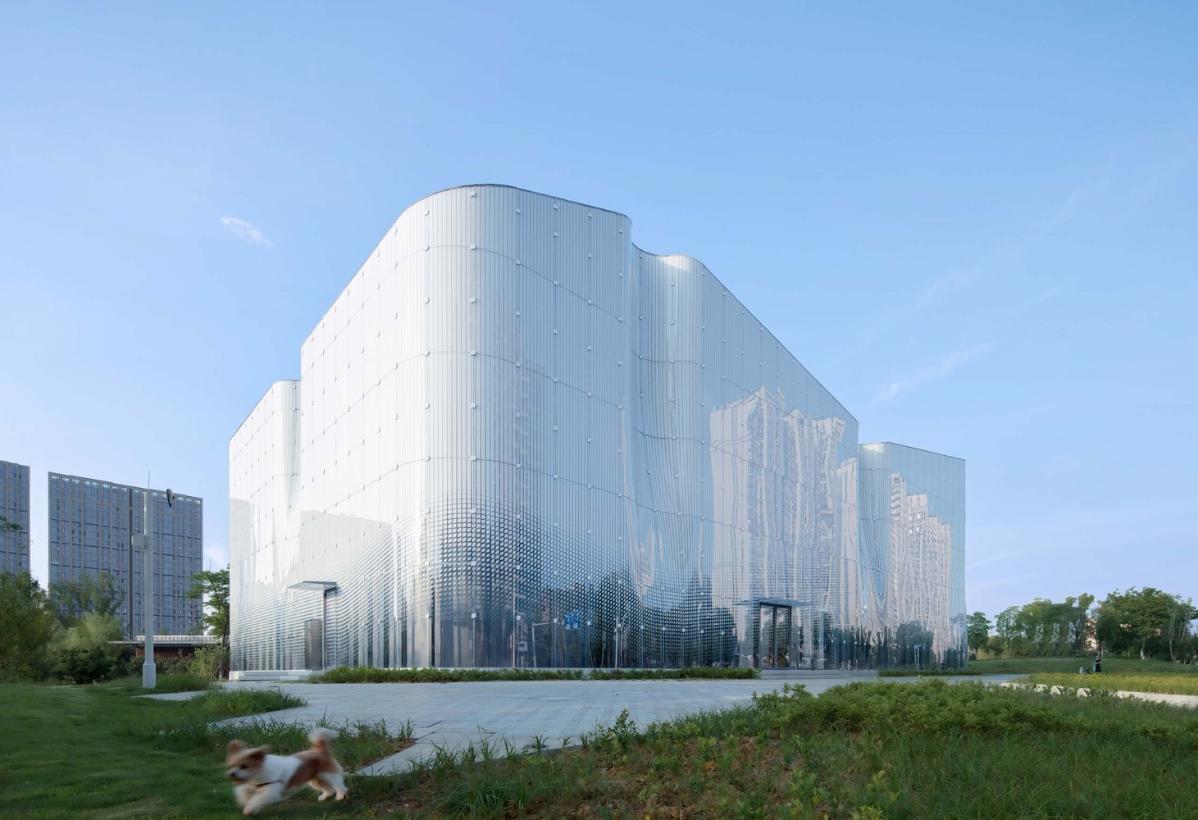 勻質(zhì)、柔和而多變的立面漸變層次，Homogeneous__soft_and_dynamic_facade_?存在建筑.jpg